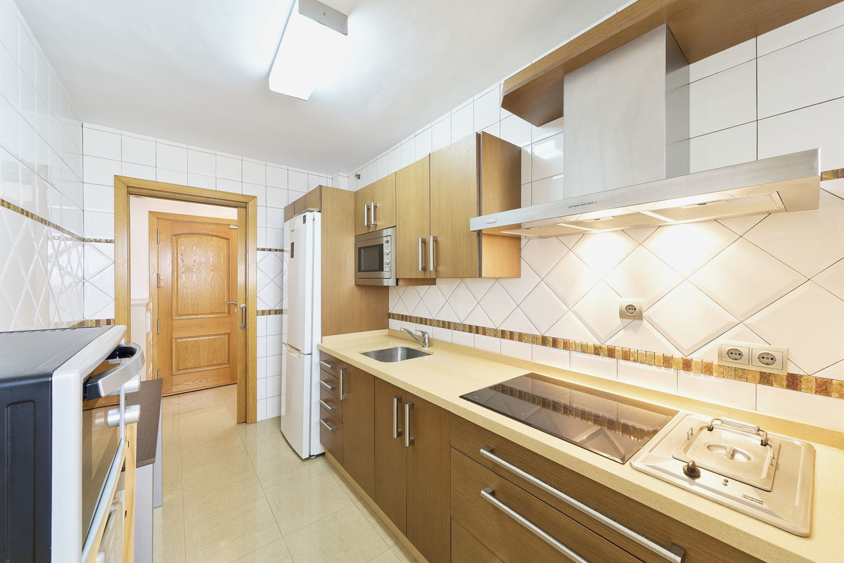 Appartement te koop in Fuengirola | 2 slaapkamers H5023303