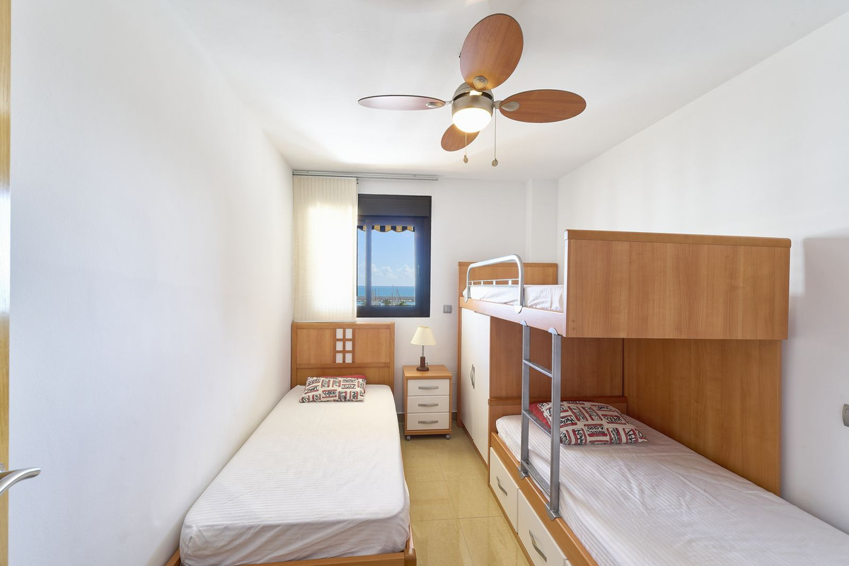 Appartement te koop in Fuengirola | 2 slaapkamers H5023303