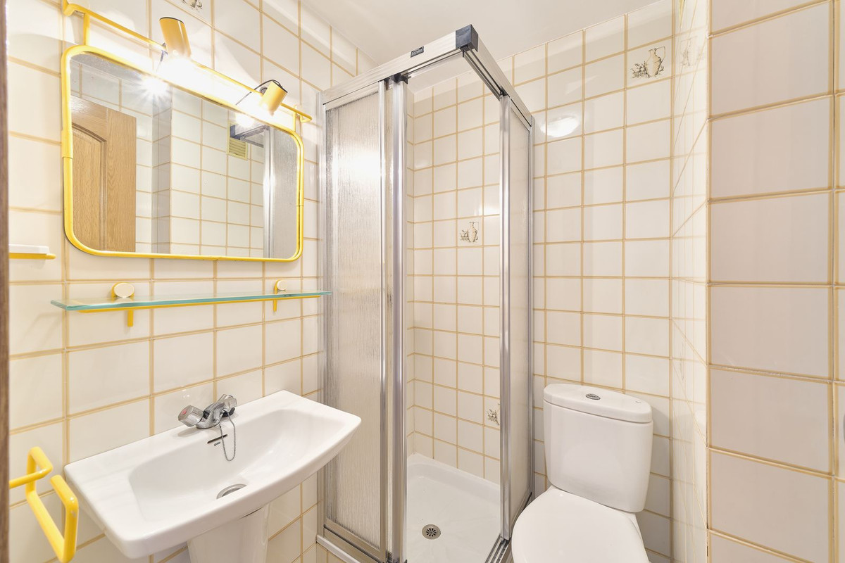 Appartement te koop in Fuengirola | 2 slaapkamers H5023303