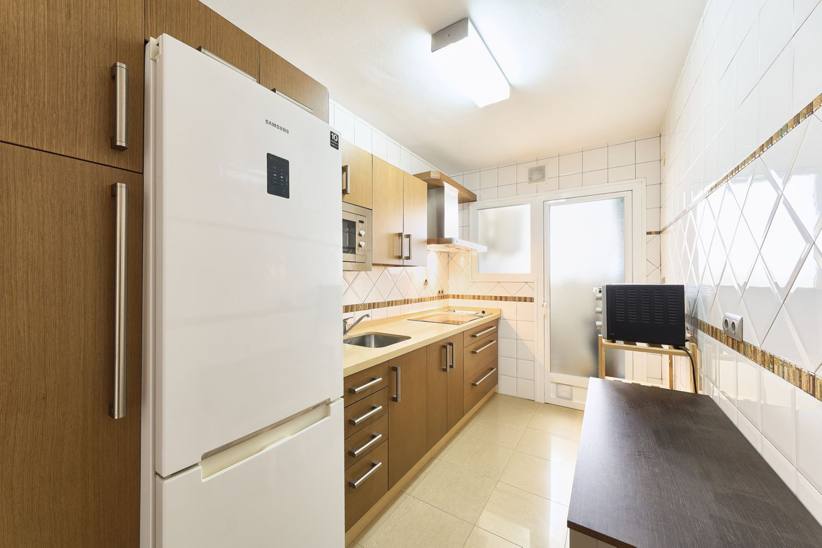 Appartement te koop in Fuengirola | 2 slaapkamers H5023303