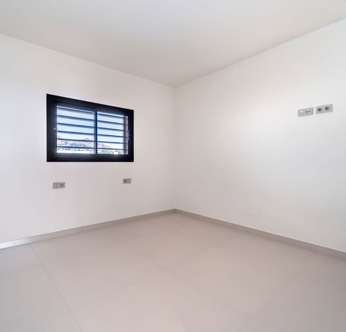 Appartement te koop in Fuengirola | 2 slaapkamers H5025847