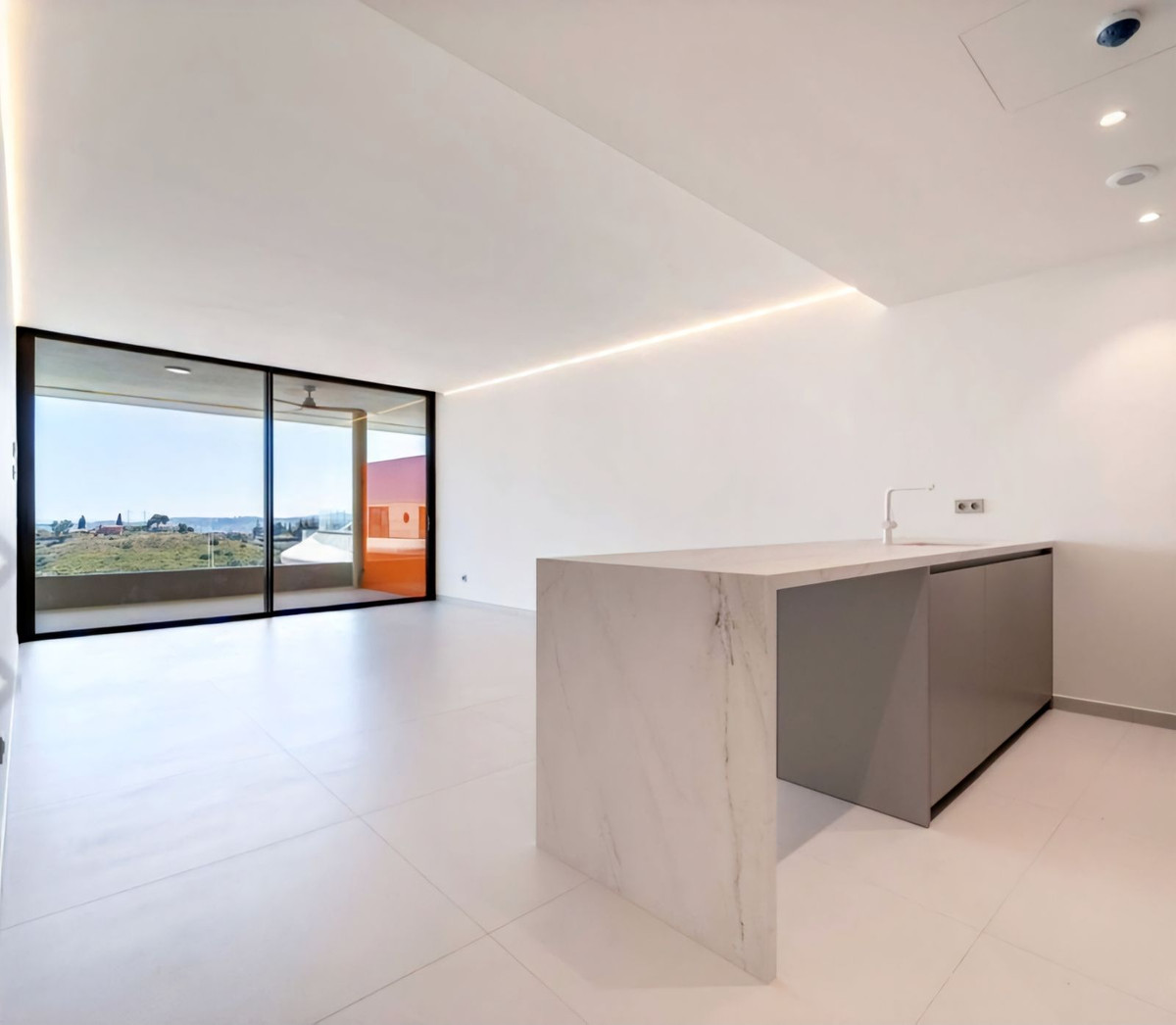 Appartement te koop in Fuengirola | 2 slaapkamers H5025847