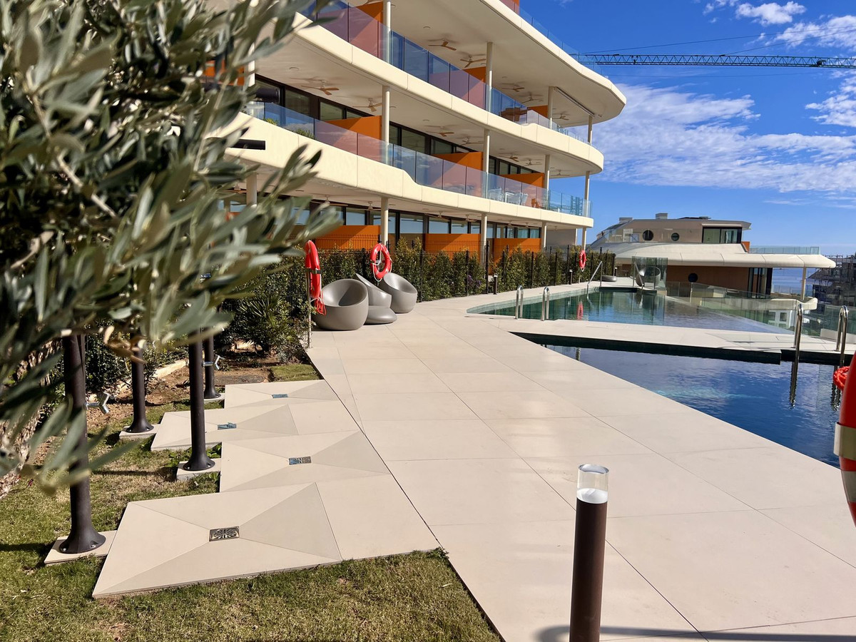 Appartement te koop in Fuengirola | 2 slaapkamers H5026087