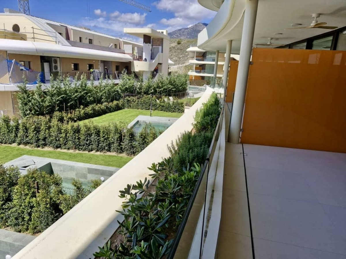Appartement te koop in Fuengirola | 2 slaapkamers H5026087