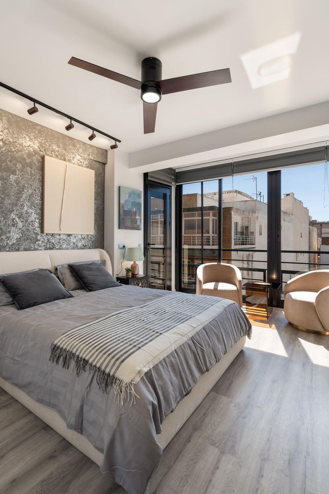 Property main view 14