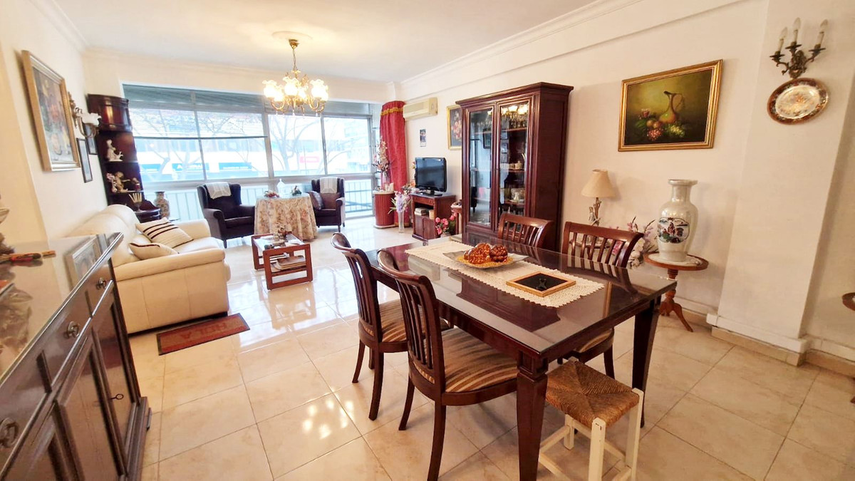 Appartement te koop in Fuengirola | 2 slaapkamers H5049439