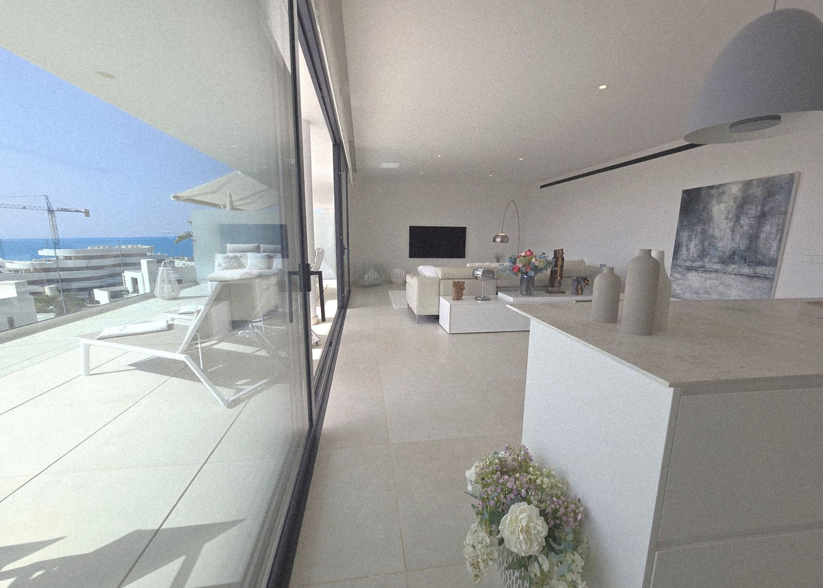 Appartement te koop in Fuengirola | 2 slaapkamers H5063845