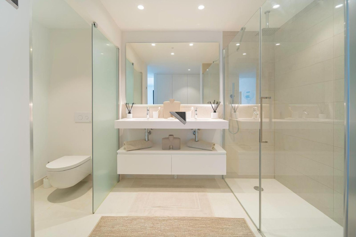 Appartement te koop in Fuengirola | 2 slaapkamers H5063845