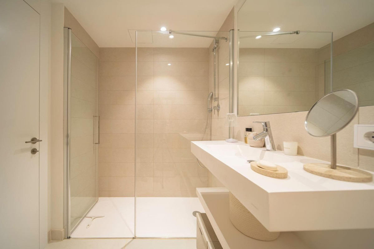 Appartement te koop in Fuengirola | 2 slaapkamers H5063845