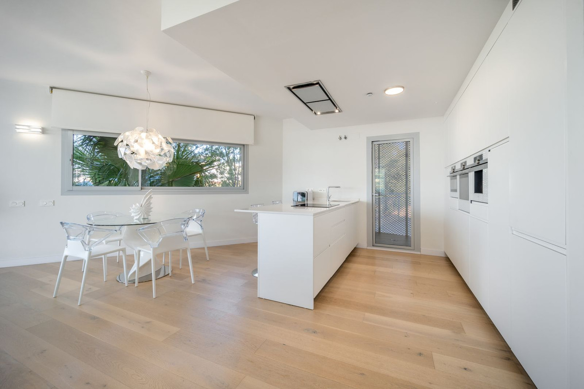 Appartement te koop in Fuengirola | 2 slaapkamers H5064646
