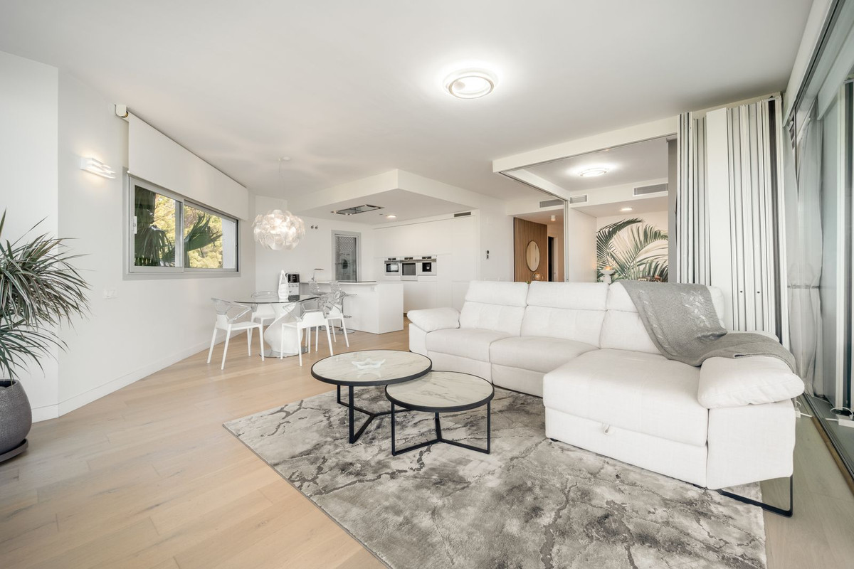 Appartement te koop in Fuengirola | 2 slaapkamers H5064646