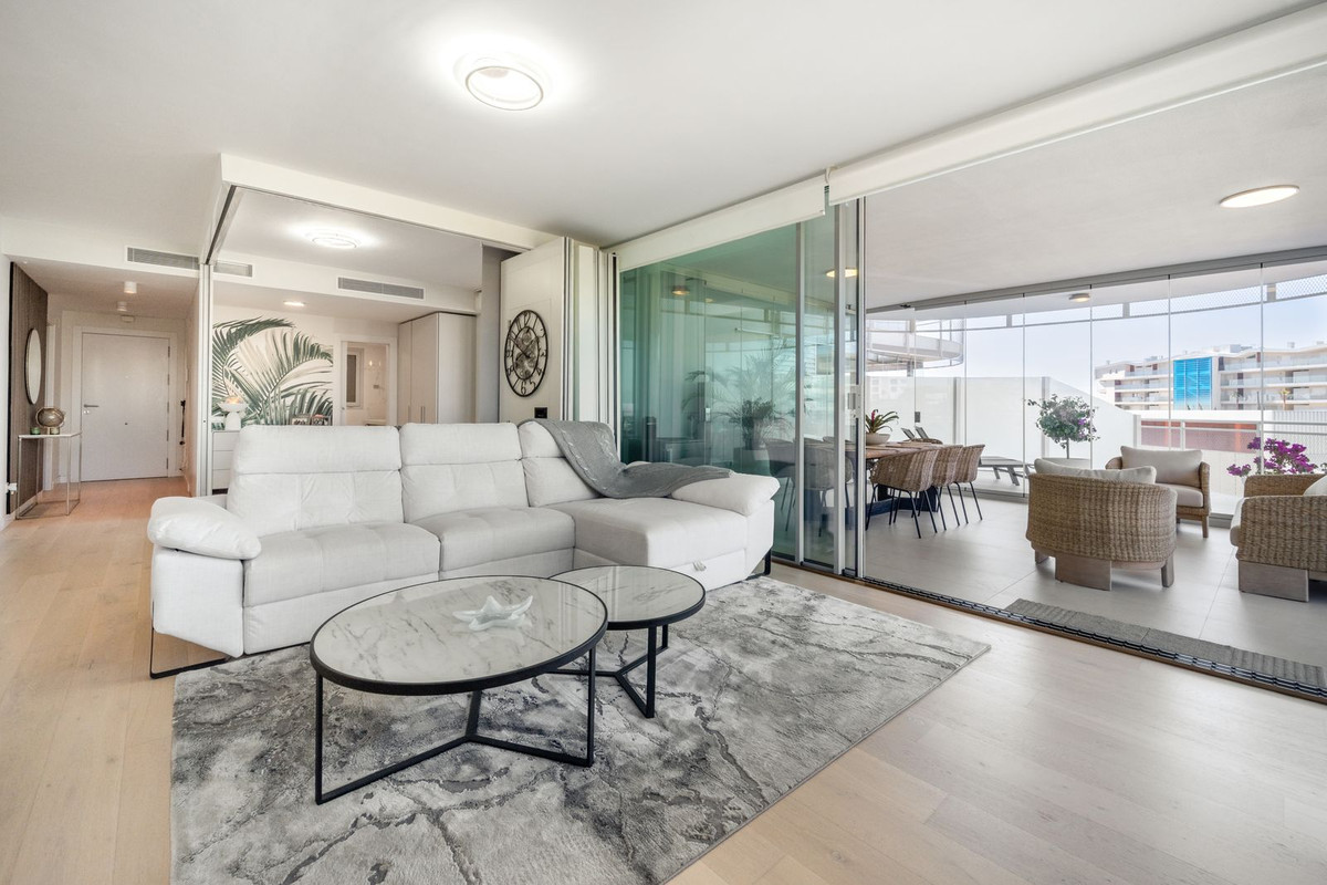 Appartement te koop in Fuengirola | 2 slaapkamers H5064646