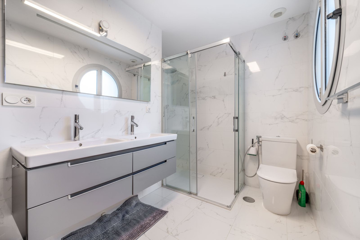 Appartement te koop in Fuengirola | 2 slaapkamers H5064646