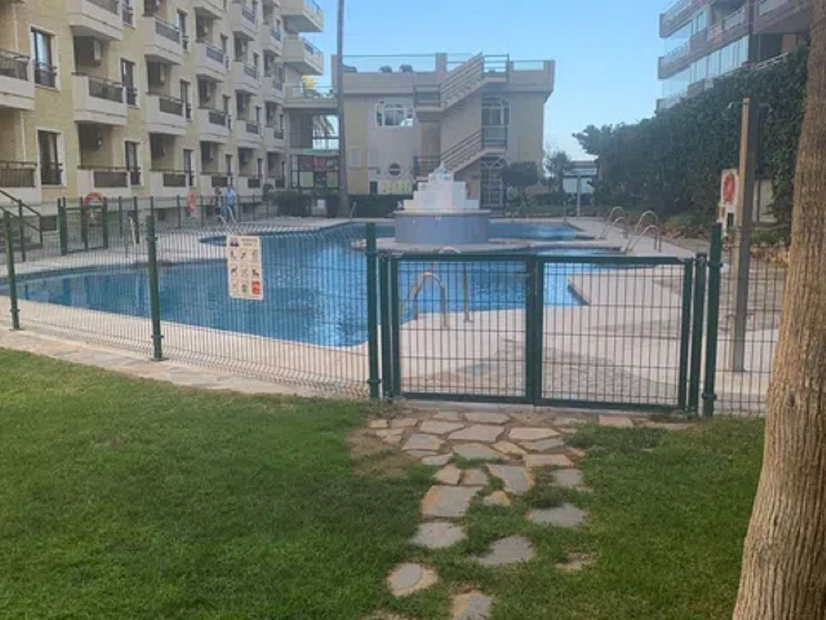 Appartement te koop in Fuengirola | 2 slaapkamers H5074012