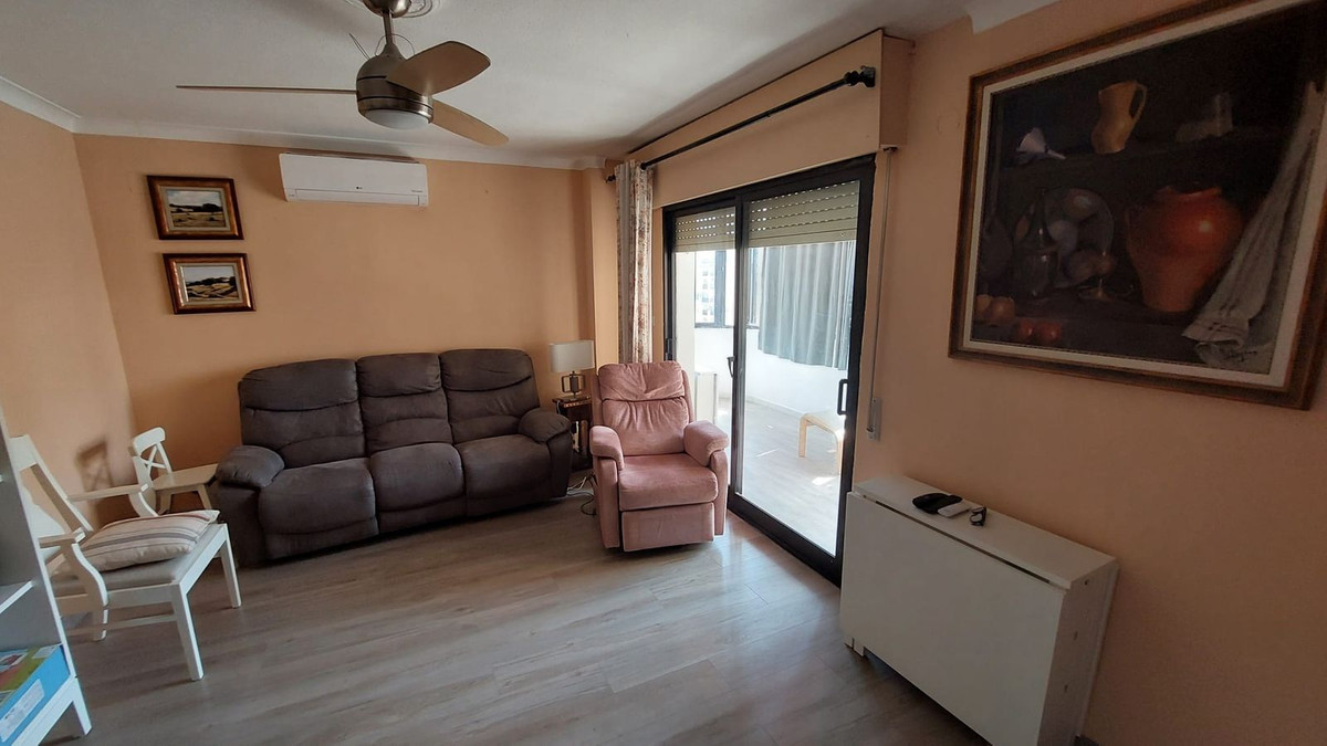 Appartement te koop in Fuengirola | 2 slaapkamers H5076358