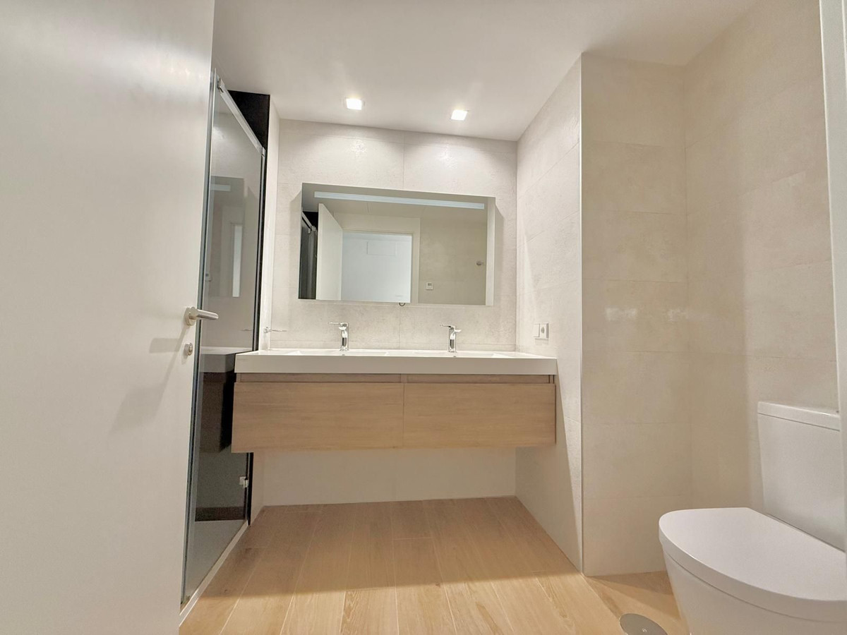 Appartement te koop in Fuengirola | 3 slaapkamers H5078065