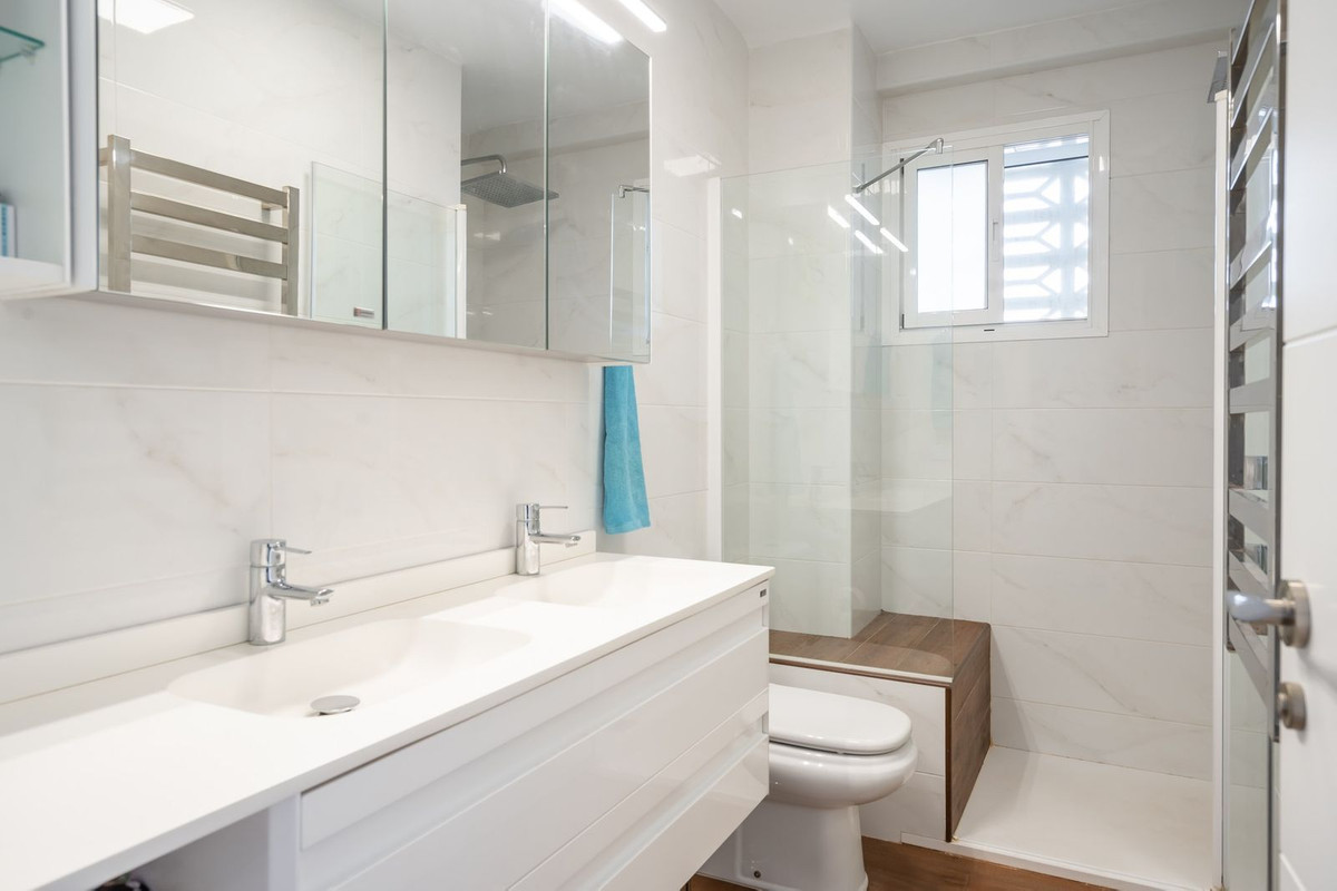 Appartement te koop in Fuengirola | 2 slaapkamers H5083228