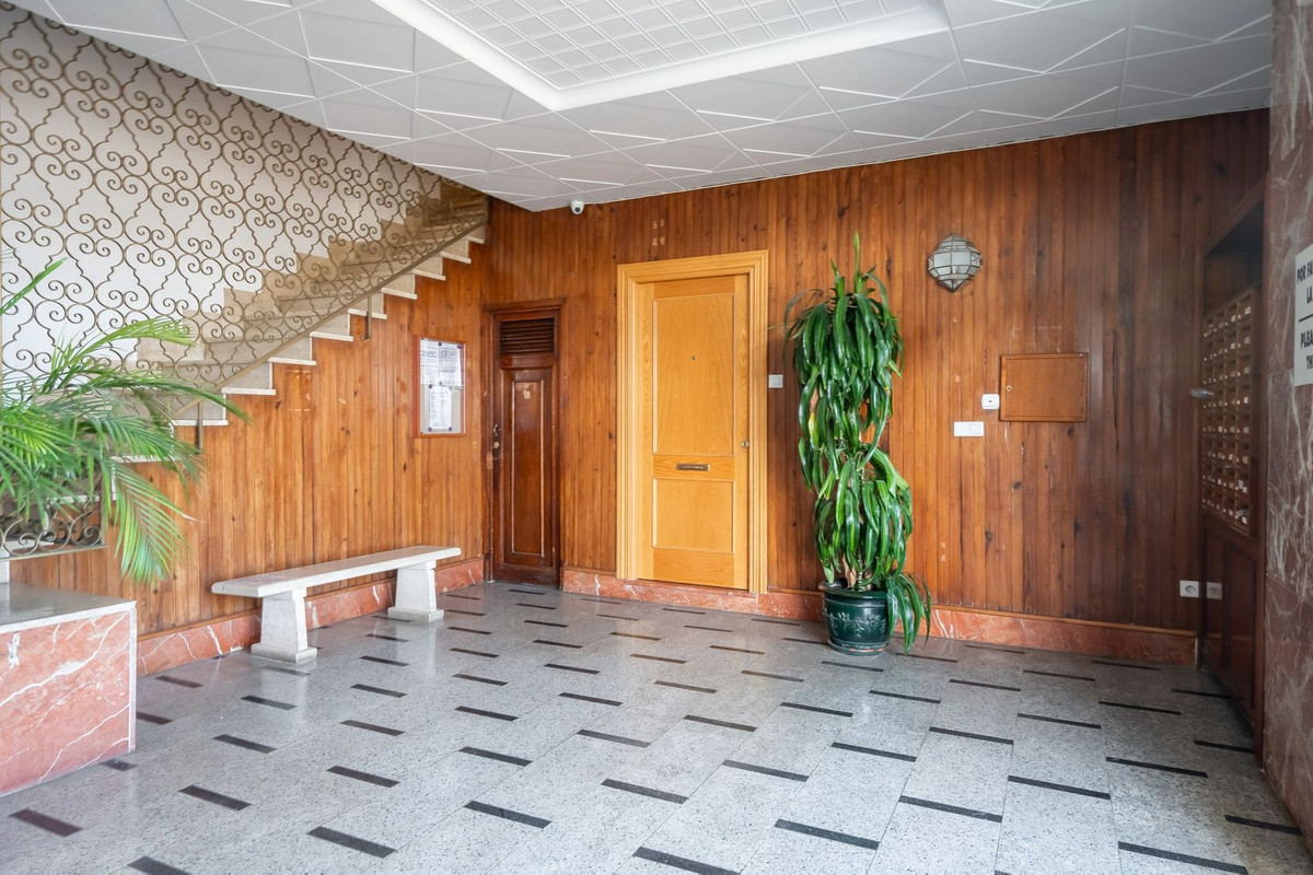 Appartement te koop in Fuengirola | 2 slaapkamers H5083228