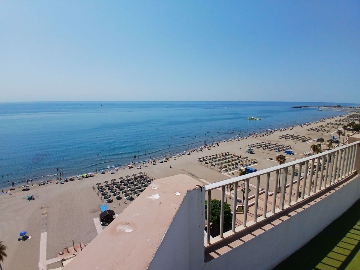Penthouse te koop in Fuengirola | 2 slaapkamers H5103532