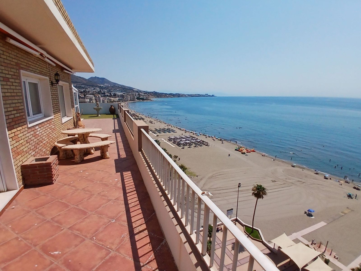 Penthouse te koop in Fuengirola | 2 slaapkamers H5103532