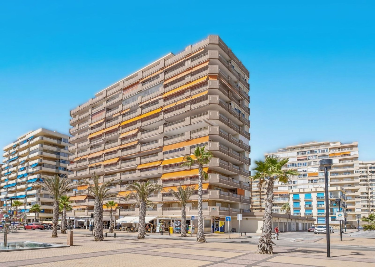 Penthouse te koop in Fuengirola | 2 slaapkamers H5103532