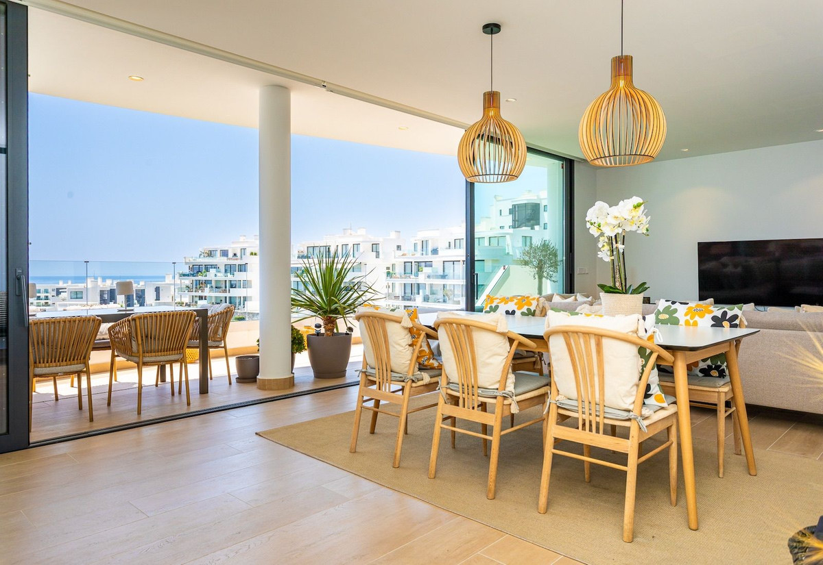 Appartement te koop in Fuengirola | 4 slaapkamers H5104042