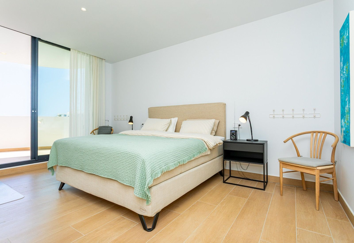 Appartement te koop in Fuengirola | 4 slaapkamers H5104042