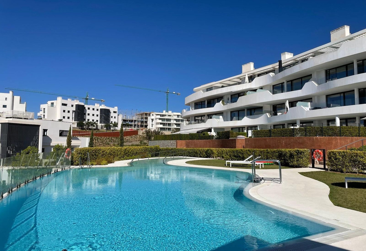 Appartement te koop in Fuengirola | 4 slaapkamers H5104042