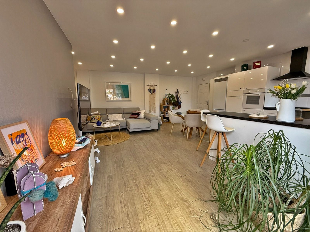 Appartement te koop in Fuengirola | 2 slaapkamers H5104342
