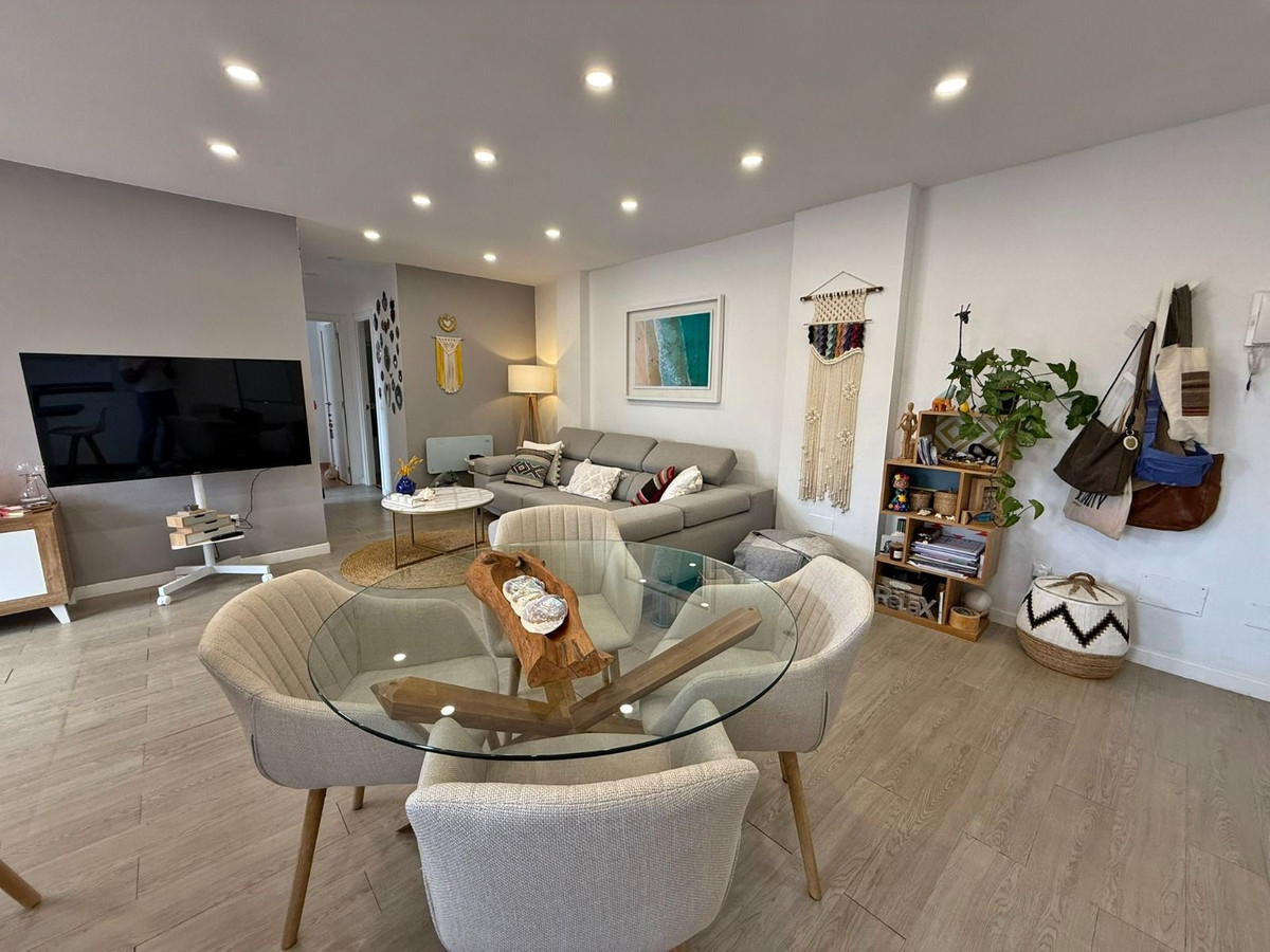 Appartement te koop in Fuengirola | 2 slaapkamers H5104342
