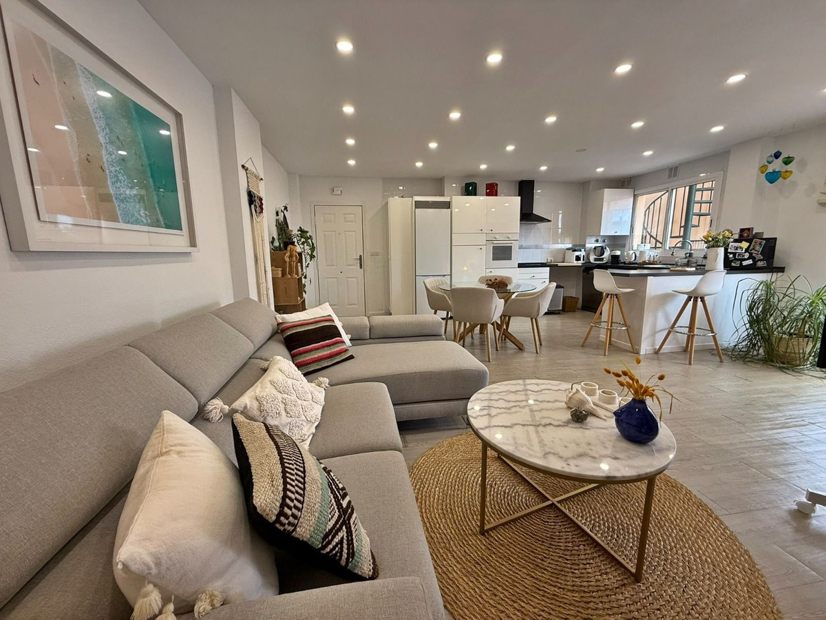 Appartement te koop in Fuengirola | 2 slaapkamers H5104342