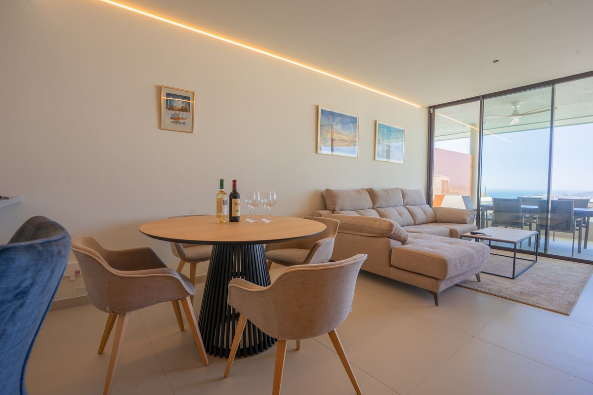 Appartement te koop in Fuengirola | 2 slaapkamers H5106403