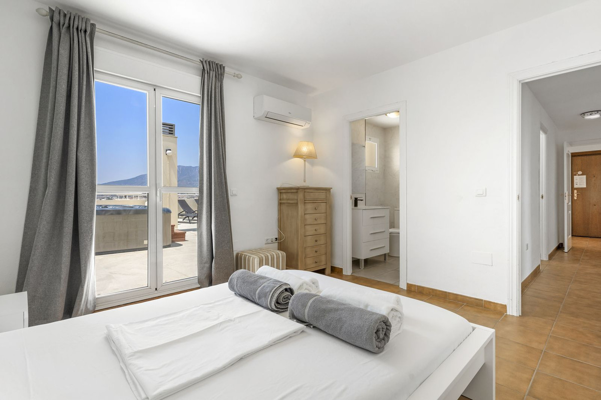 Penthouse te koop in Fuengirola | 4 slaapkamers H5109427