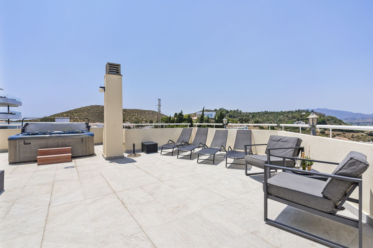 Penthouse te koop in Fuengirola | 4 slaapkamers H5109427