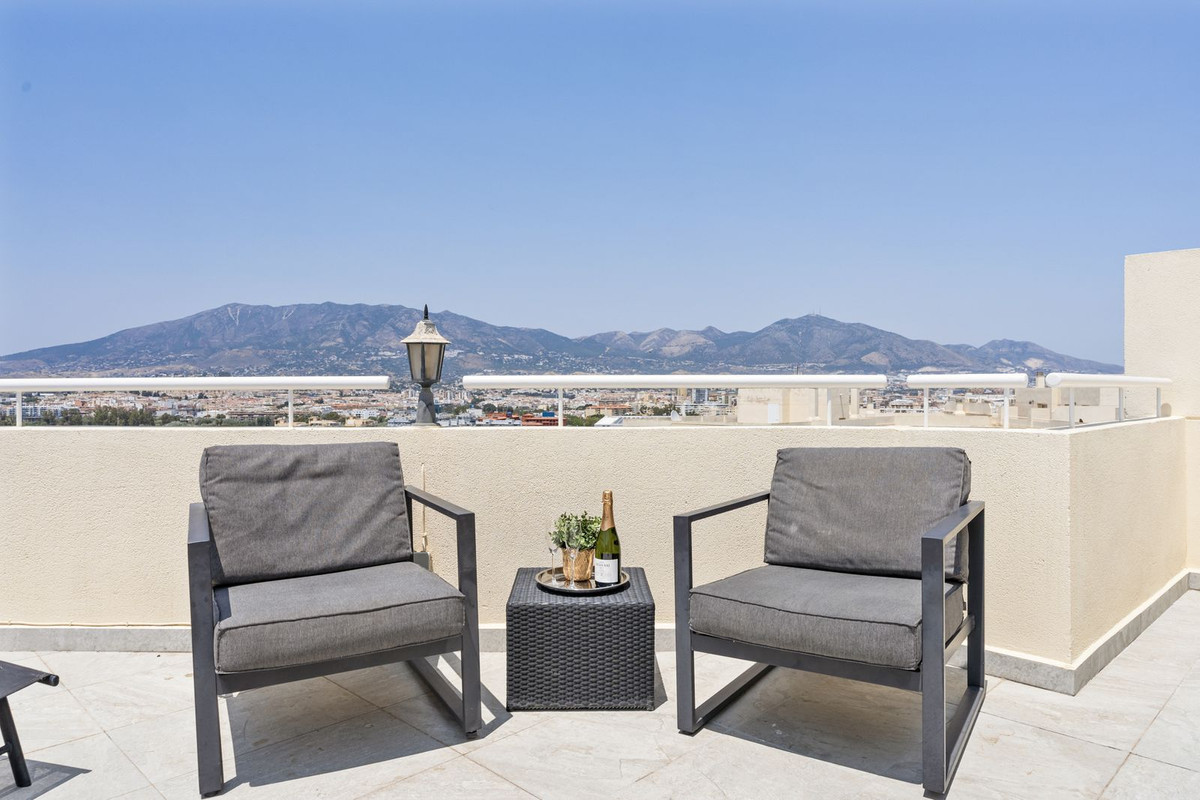 Penthouse te koop in Fuengirola | 4 slaapkamers H5109427