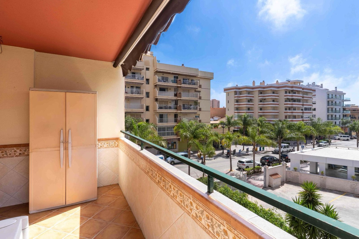 Apartment for sale in Fuengirola | 3 bedrooms H5114485