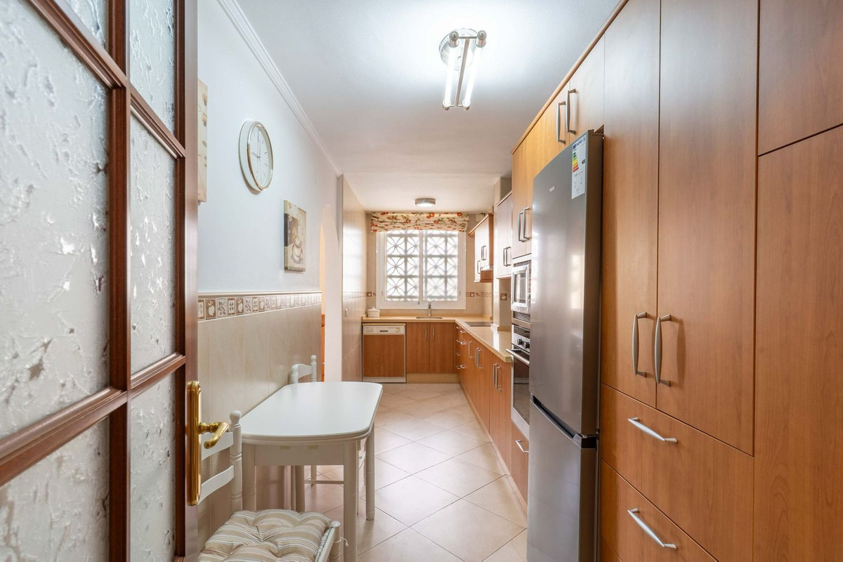 Apartment for sale in Fuengirola | 3 bedrooms H5114485