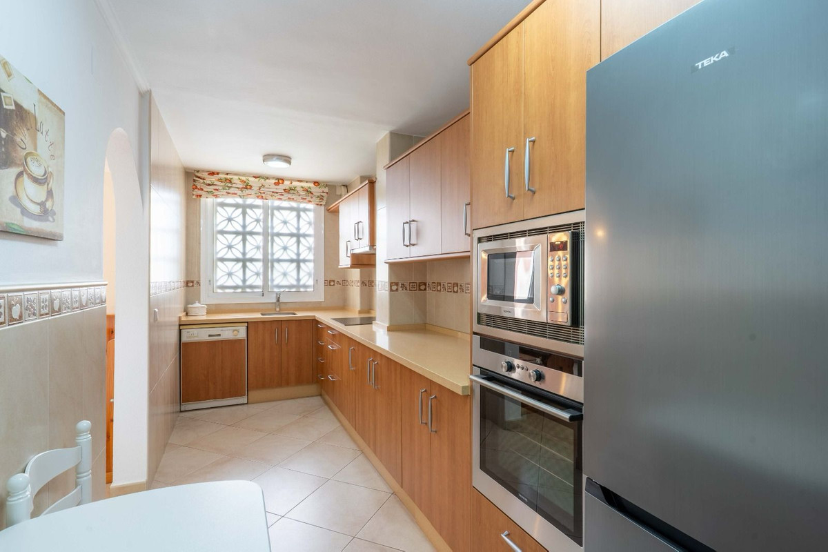 Apartment for sale in Fuengirola | 3 bedrooms H5114485