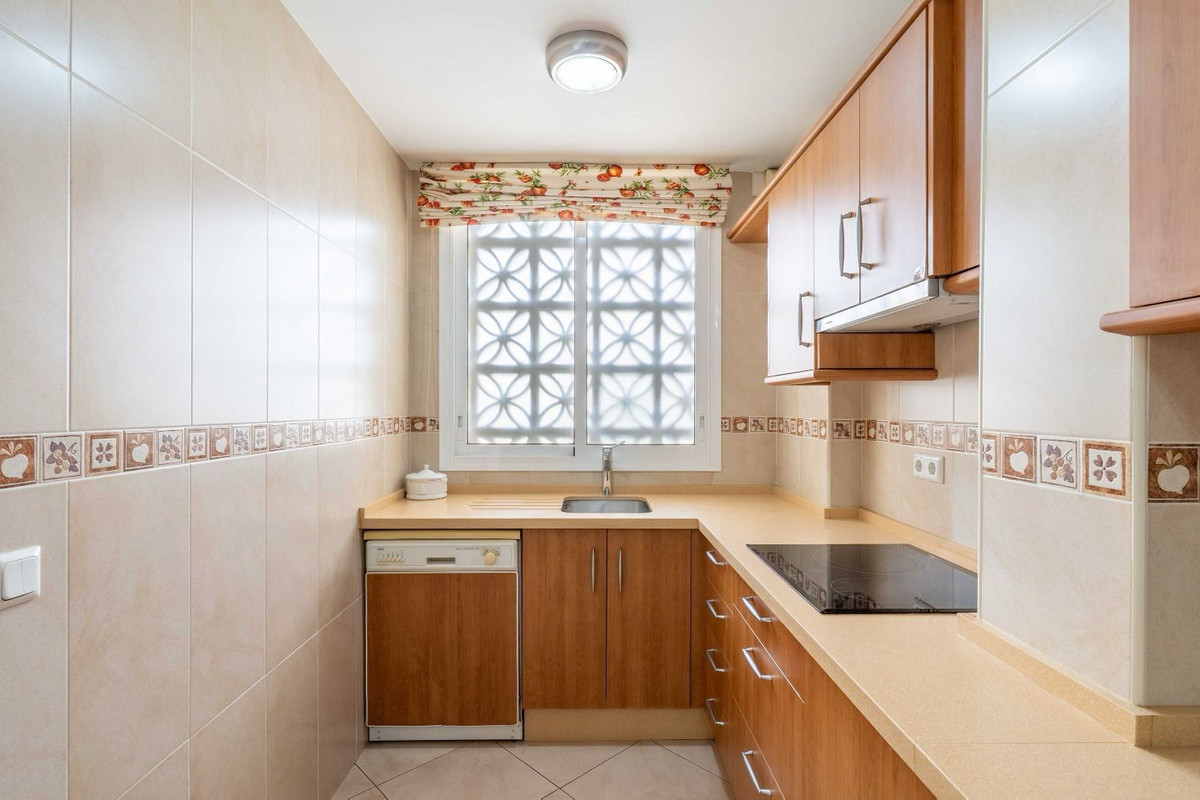 Apartment for sale in Fuengirola | 3 bedrooms H5114485