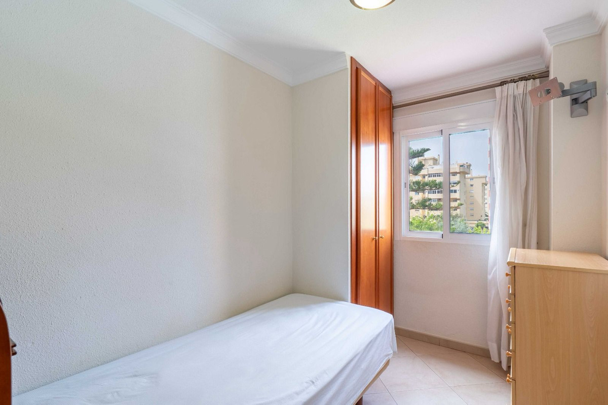 Apartment for sale in Fuengirola | 3 bedrooms H5114485