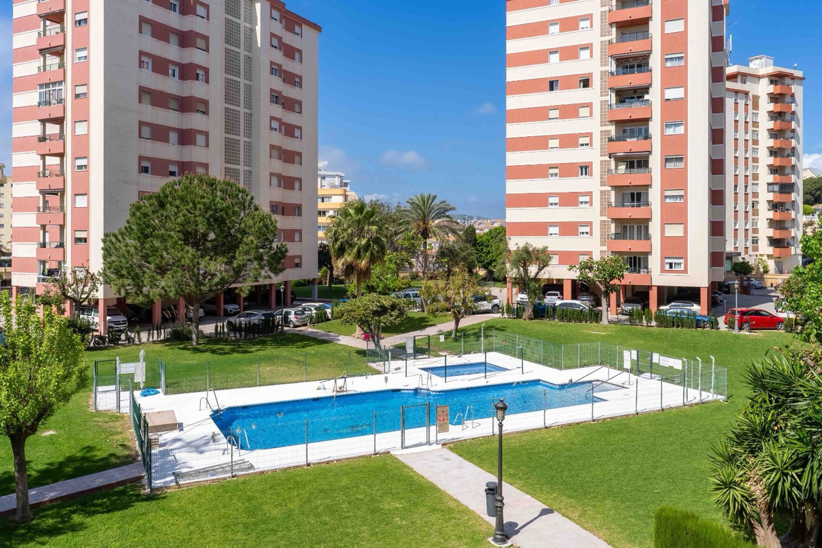 Apartment for sale in Fuengirola | 3 bedrooms H5114485