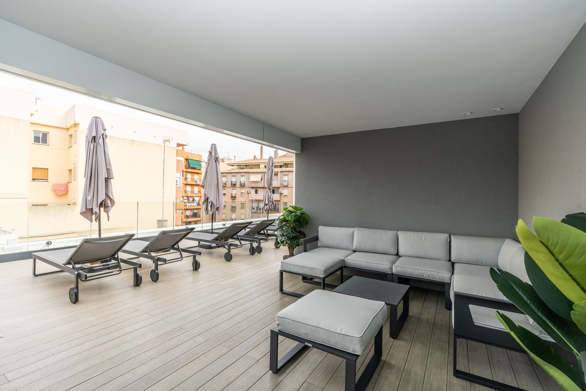 Apartment for sale in Fuengirola | 2 bedrooms H5114494
