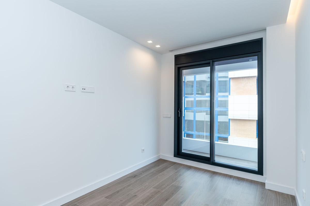 Apartment for sale in Fuengirola | 2 bedrooms H5114494