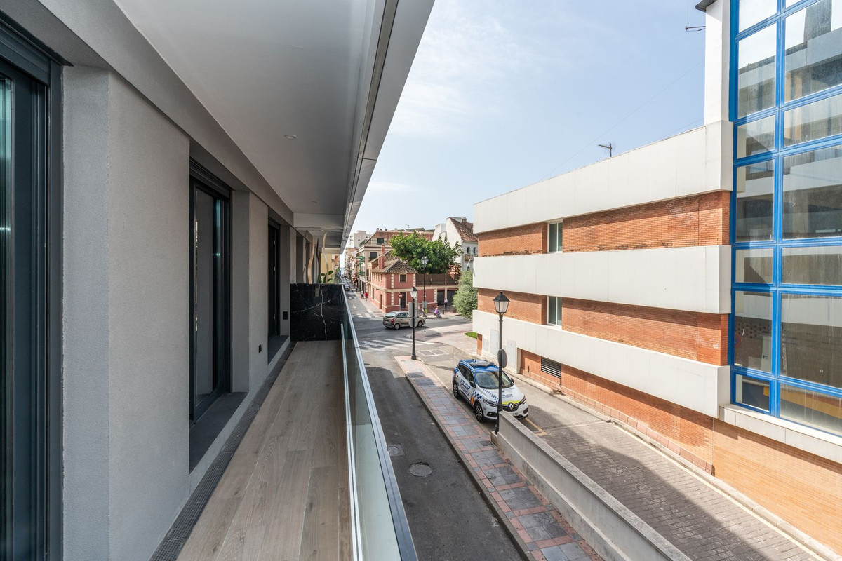 Apartment for sale in Fuengirola | 2 bedrooms H5114494