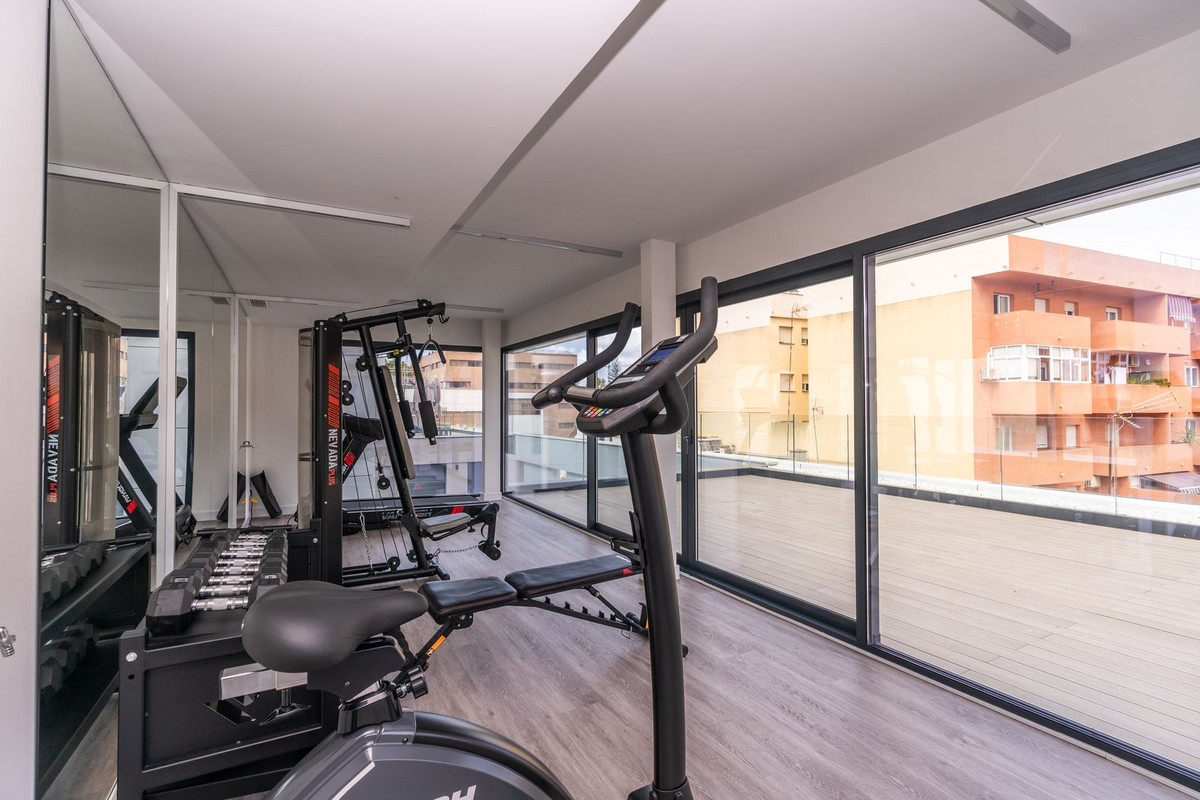 Apartment for sale in Fuengirola | 2 bedrooms H5114494