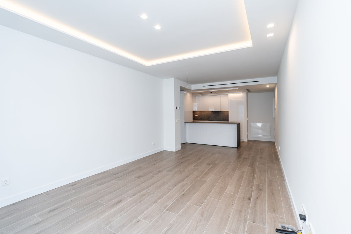 Apartment for sale in Fuengirola | 2 bedrooms H5114494
