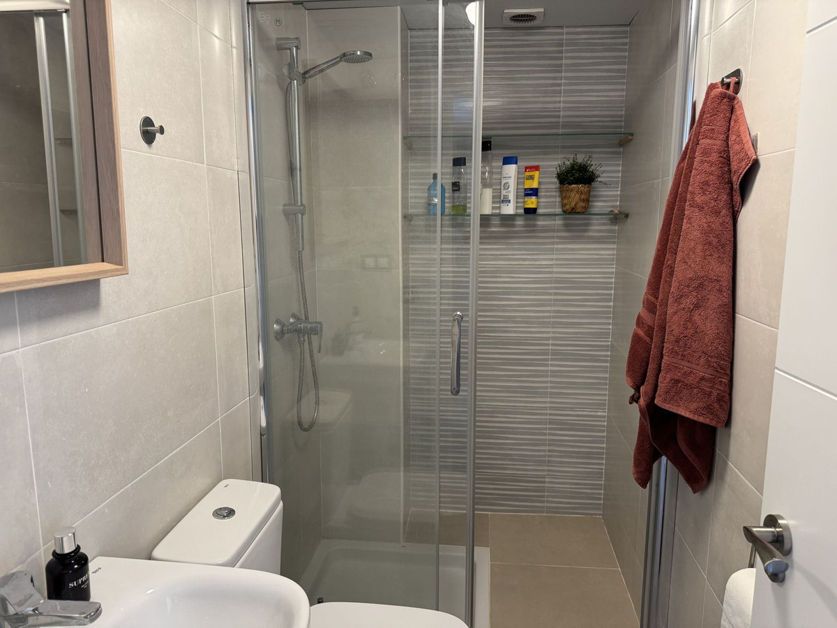 Appartement te koop in Fuengirola | 2 slaapkamers H5118136