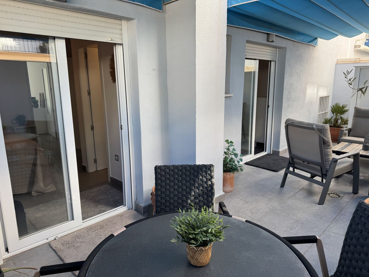 Appartement te koop in Fuengirola | 2 slaapkamers H5118136