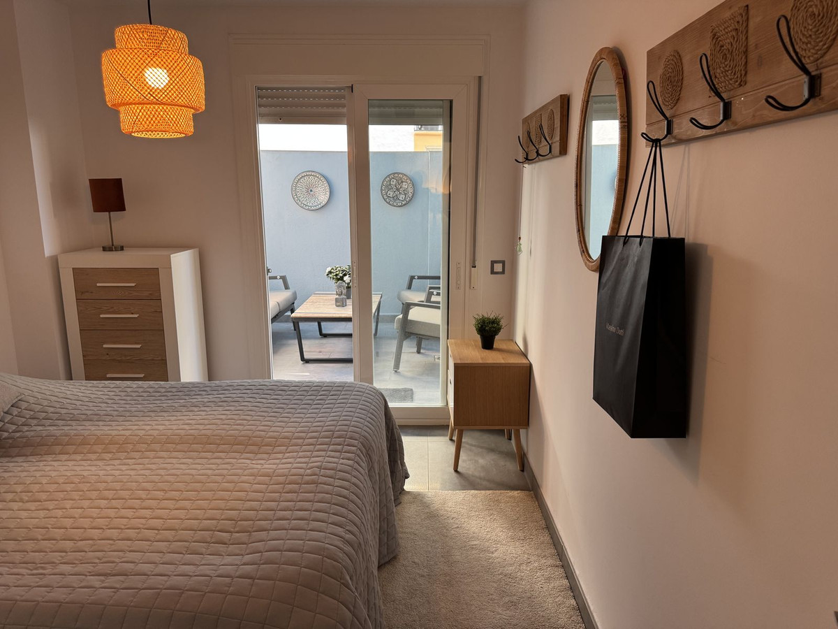 Appartement te koop in Fuengirola | 2 slaapkamers H5118136