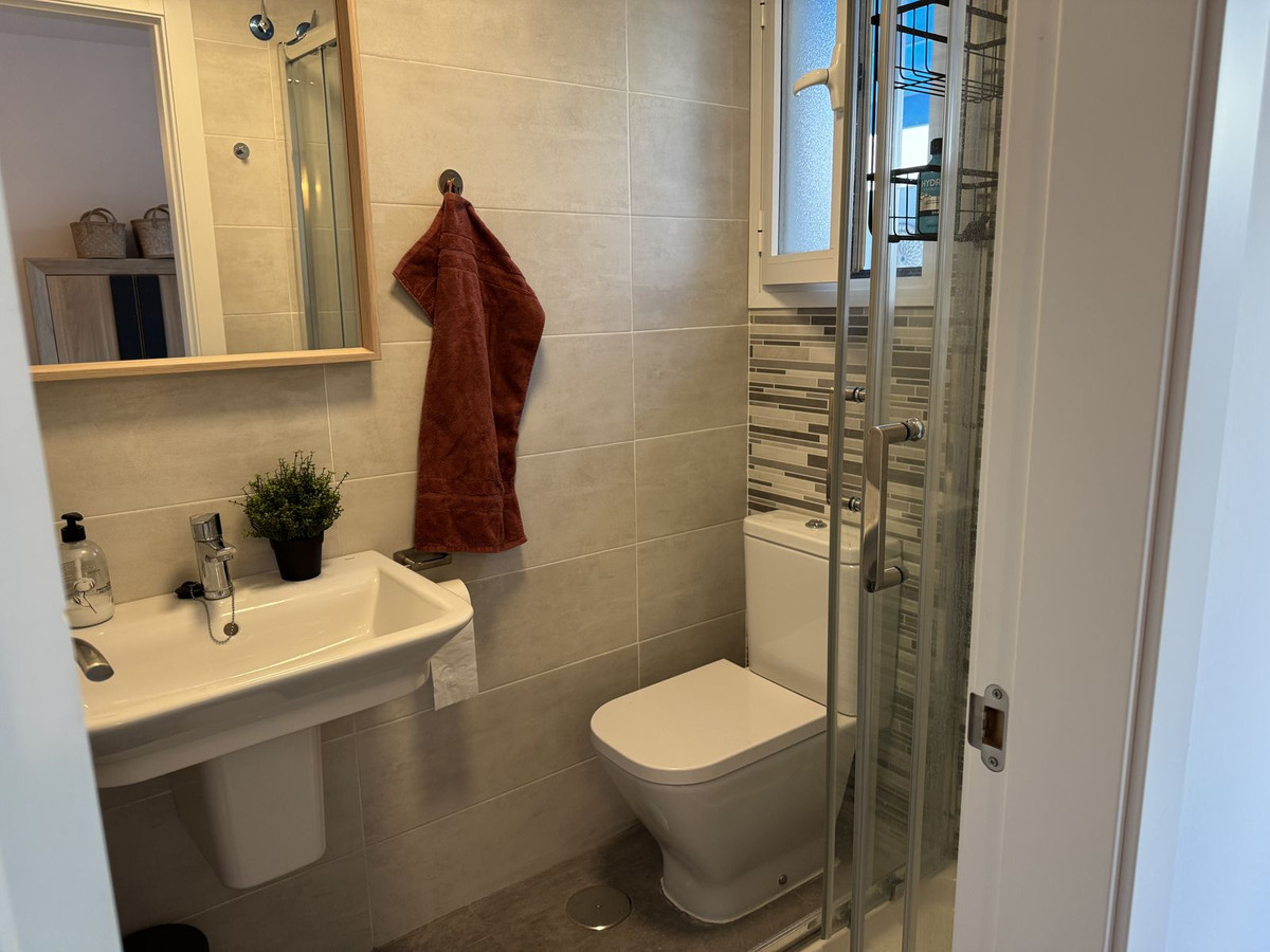 Appartement te koop in Fuengirola | 2 slaapkamers H5118136